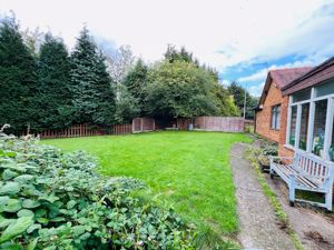 Photo 16- click for photo gallery